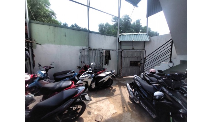 Giảm Sốc 1.9 tỷ Bán Nhà Hẻm Xe Hơi 200m2_7.5*20 3 Tầng Chỉ 5 Tỷ cho thuê 27tr.th ĐS 8 Linh Xuân Thủ Đức